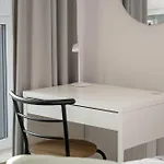 Lejlighed Cosy With Balcony By Renters Wrocław