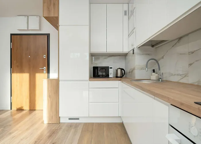 Apartament Cosy With Balcony By Renters