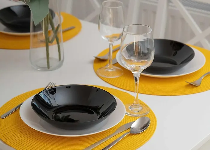 Cosy With Balcony By Renters Apartament Wrocław