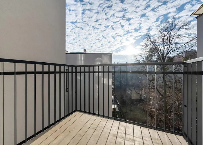 Apartament Cosy With Balcony By Renters *